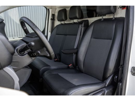 Peugeot Expert **2.0 BlueHDI | L2H1 | Euro 6 | 123 PK | Cruise | Airco | Trekhaak** ActivLease financial lease