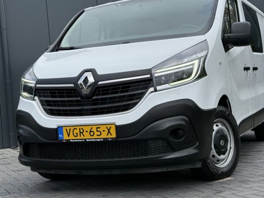 Renault Trafic 2.0 dCi 145 PK AUTOMAAT / L1H1 / 2x SCHUIFDEUR / TREKHAAK / AIRCO / CRUISE / 3-ZITS / LED ActivLease financial lease