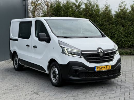 Renault Trafic 2.0 dCi 145 PK AUTOMAAT / L1H1 / 2x SCHUIFDEUR / TREKHAAK / AIRCO / CRUISE / 3-ZITS / LED ActivLease financial lease
