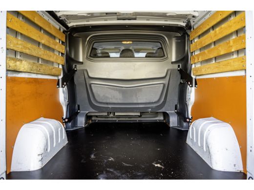 Renault Trafic **2.0 dCi L2H1 | 120 PK | Euro 6 | 5-Persoons | Cruise | Airco | DC** ActivLease financial lease