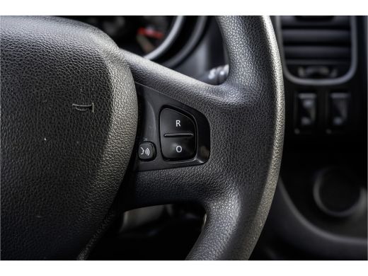 Renault Trafic **2.0 dCi L2H1 | 120 PK | Euro 6 | 5-Persoons | Cruise | Airco | DC** ActivLease financial lease