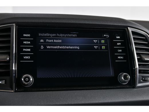 Skoda Karoq 1.5 TSI ACT 150 PK Business Edition - Automaat | Dig. Cockpit | Cruise | Stoel-+Stuurverw. | PDC ... ActivLease financial lease