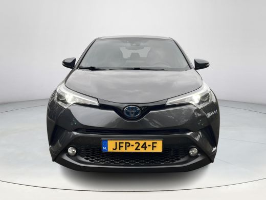 Toyota C-HR 1.8 Hybrid Executive | Navigatie | Parkeersensoren | Keyless entry | Stoelverwarming | ActivLease financial lease