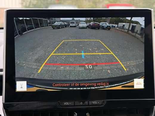 Toyota Corolla Cross Hybrid 140 Style **DODEHOEK DETECTIE/ STOEL EN STUURWIELVERWARMING/ KEYLESS/ GARANTIE** ActivLease financial lease