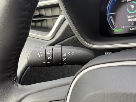 Toyota Corolla Cross Hybrid 140 Style **DODEHOEK DETECTIE/ STOEL EN STUURWIELVERWARMING/ KEYLESS/ GARANTIE** ActivLease financial lease