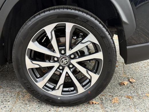 Toyota Corolla Cross Hybrid 140 Style **DODEHOEK DETECTIE/ STOEL EN STUURWIELVERWARMING/ KEYLESS/ GARANTIE** ActivLease financial lease