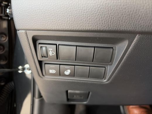 Toyota Yaris 1.5 Hybrid 115 Dynamic Comfort pack ActivLease financial lease