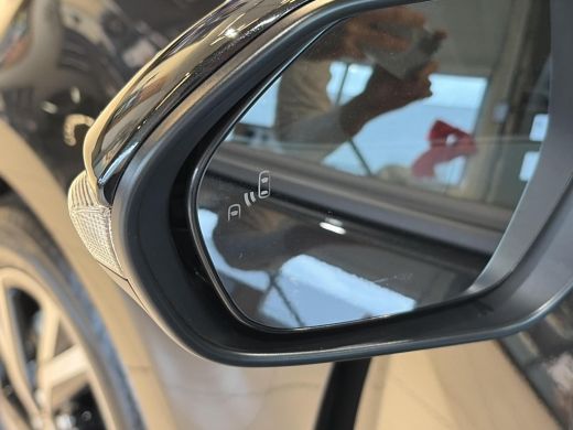 Toyota Yaris 1.5 Hybrid 115 Dynamic Comfort pack ActivLease financial lease