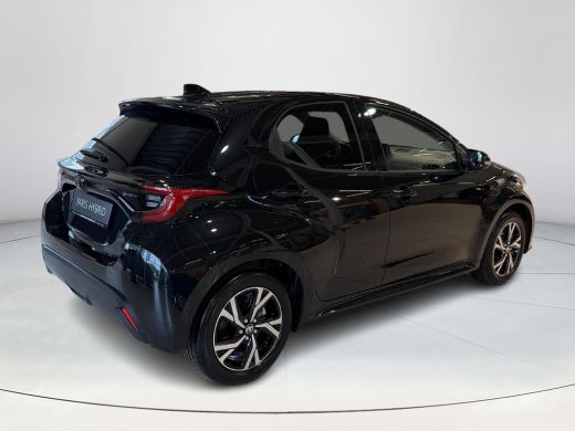 Toyota Yaris 1.5 Hybrid 115 Dynamic Comfort pack ActivLease financial lease