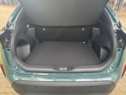 Toyota Yaris Cross 1.5 Hybrid 130 Dynamic Comfort Pack | 06-10141018 Voor meer informatie ActivLease financial lease