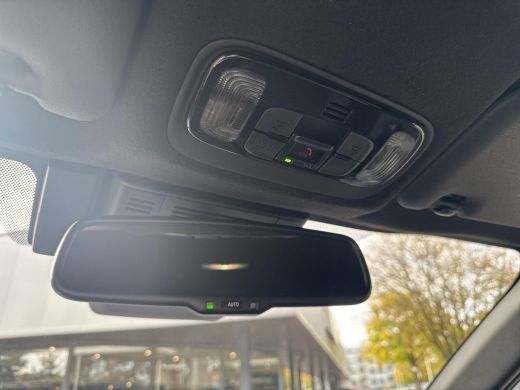 Toyota Yaris Cross 1.5 Hybrid 130 Dynamic Comfort Pack | 06-10141018 Voor meer informatie ActivLease financial lease