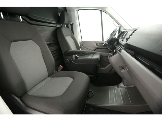 Volkswagen Crafter 30 2.0 TDI 140PK L3H2 | 3000kg Trekgew. | Airco | Cruise | Carplay | Navi | Parkeersens. ActivLease financial lease