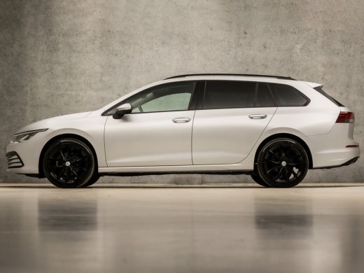 Volkswagen Golf 1.0 TSI Sportline Automaat (APPLE CARPLAY, GROOT NAVI, CLIMATE, STUUR/STOELVERWARMING, SFEERVERLI... ActivLease financial lease