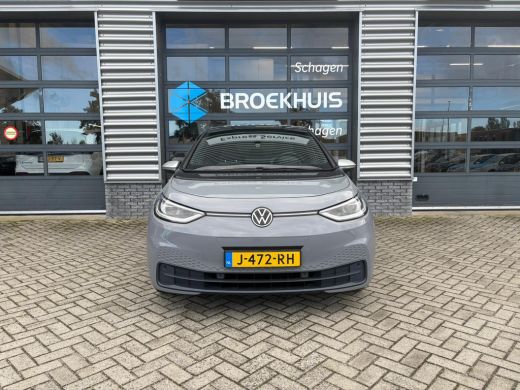Volkswagen ID.3 First Plus 58 kWh 204 pk | Achteruitrijcamera | Navigatie | Stoel/stuur verwarmd | ActivLease financial lease