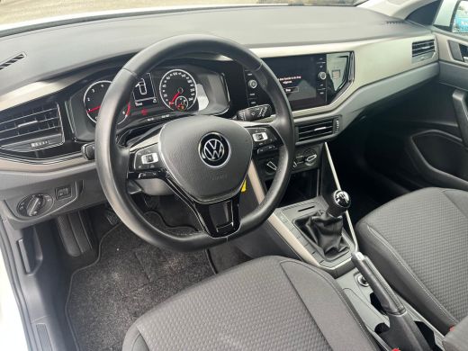 Volkswagen Polo 1.0 TSI R-Line Edition | ADAPT. CRUISE | APP. CONNECT | 16 INCH VELGEN | DAB+ | LED ActivLease financial lease