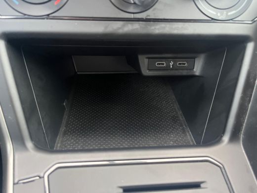 Volkswagen Polo 1.0 TSI R-Line Edition | ADAPT. CRUISE | APP. CONNECT | 16 INCH VELGEN | DAB+ | LED ActivLease financial lease