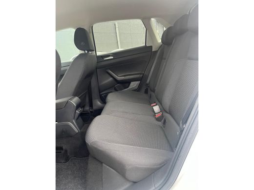 Volkswagen Polo 1.0 TSI R-Line Edition | ADAPT. CRUISE | APP. CONNECT | 16 INCH VELGEN | DAB+ | LED ActivLease financial lease