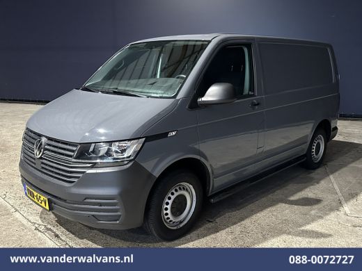 Volkswagen Transporter 2.0 TDI L1H1 Euro6 Airco | Camera | Cruisecontrol | Trekhaak | Sidebars Parkeersensoren ActivLease financial lease