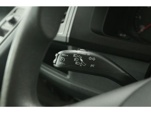 Volkswagen Transporter 2.0 TDI L2H1 | 140PK | Airco | Cruise | Camera | 3-Zits | Sidebars ActivLease financial lease