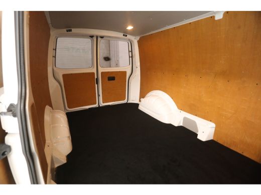 Volkswagen Transporter 2.0 TDI L2H1 | 140PK | Airco | Cruise | Camera | 3-Zits | Sidebars ActivLease financial lease
