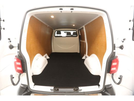Volkswagen Transporter 2.0 TDI L2H1 | 140PK | Airco | Cruise | Camera | 3-Zits | Sidebars ActivLease financial lease