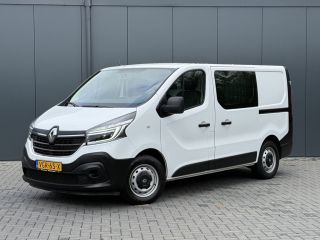 Renault Trafic 2.0 dCi 145 PK AUTOMAAT / L1H1 / 2x SCHUIFDEUR / TREKHAAK / AIRCO / CRUISE / 3-ZITS / LED