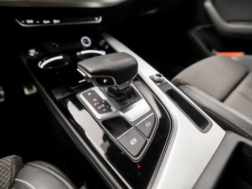 Audi A4 Avant 35 TFSI S-Line Sport 150Pk Automaat (2X S-LINE, APPLE CARPLAY, GROOT NAVI, STOELVERWARMING,... ActivLease financial lease