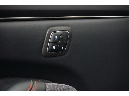 Ford Mustang Mach-E Mach-E Extended Range AWD 98 kWh | ALLE OPTIES! | Pano-dak | B&O audio | Technology pack + | 360 ... ActivLease financial lease