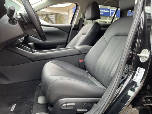 Mazda 6 Sportbreak 2.0 SkyActiv-G 165 Exclusive-Line | Rijklaarprijs! | Stoel & stuurverwarming | Apple C... ActivLease financial lease