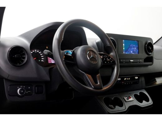 Mercedes-Benz Sprinter 316 CDI 163pk RWD L1H1 7G Automaat Koelwagen Trekhaak/LED/Camera 04-2021 ActivLease financial lease
