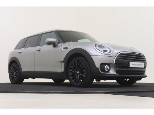 Mini Clubman Cooper Classic Automaat / Achteruitrijcamera / Comfort Access / LED / Stoelverwarming / PDC /  Cr... ActivLease financial lease