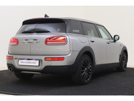 Mini Clubman Cooper Classic Automaat / Achteruitrijcamera / Comfort Access / LED / Stoelverwarming / PDC /  Cr... ActivLease financial lease