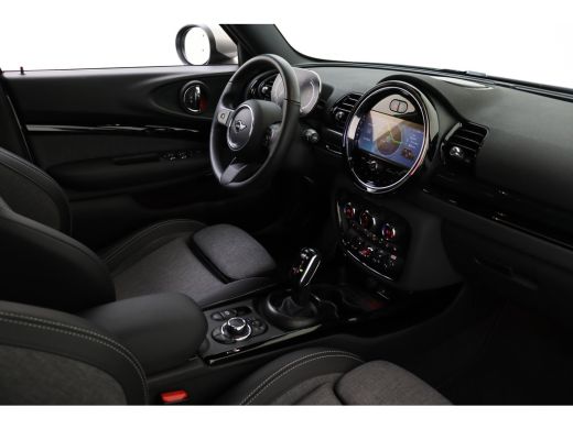 Mini Clubman Cooper Classic Automaat / Achteruitrijcamera / Comfort Access / LED / Stoelverwarming / PDC /  Cr... ActivLease financial lease