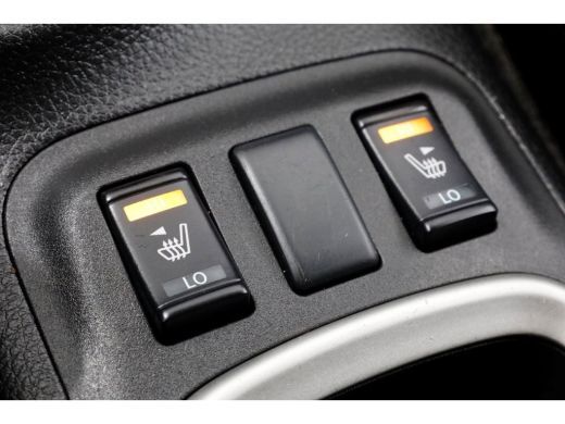 Nissan Navara 2.3 dCi 190pk Automaat Tekna 4x4 + Sperdiff. Trekhaak 3500kg 09-2020 ActivLease financial lease