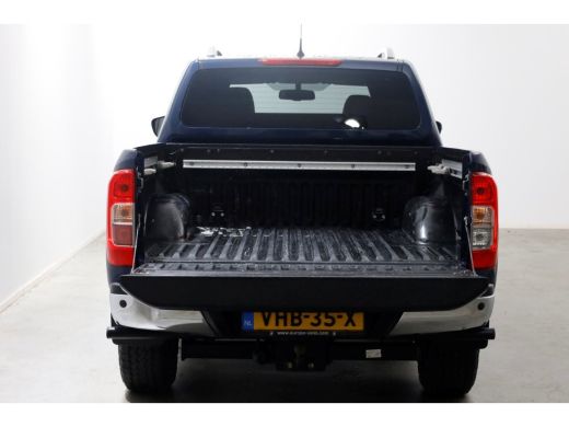 Nissan Navara 2.3 dCi 190pk Automaat Tekna 4x4 + Sperdiff. Trekhaak 3500kg 09-2020 ActivLease financial lease