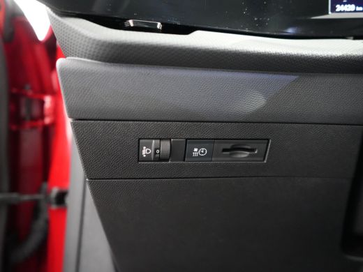 Opel Astra Electric 54 kWh Business Edition | Achteruitrijcamera | Apple Carplay/Android Auto|telefoonintegr... ActivLease financial lease