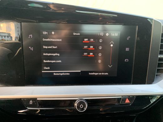 Opel Mokka 1.2 100pk 6 versnellingen Airco | DAB | Cruise Control | LMV 16" | Navi by app | Full led | 1ste ... ActivLease financial lease