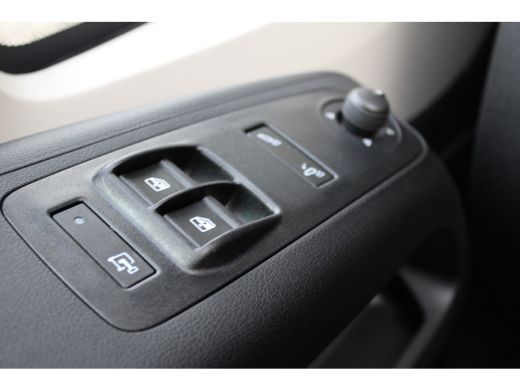 Opel Movano Electric 3.5t L3H2 Zwaar 110 kWh | DIGITALE BINNENSPIEGEL | CAMERA | NAVI | SENSOREN RONDOM | APP... ActivLease financial lease