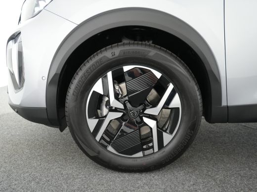 Peugeot 2008 GT | Advanced Active Safety Brake met camera en radar | Climate Control | Elektrisch verstelbare ... ActivLease financial lease