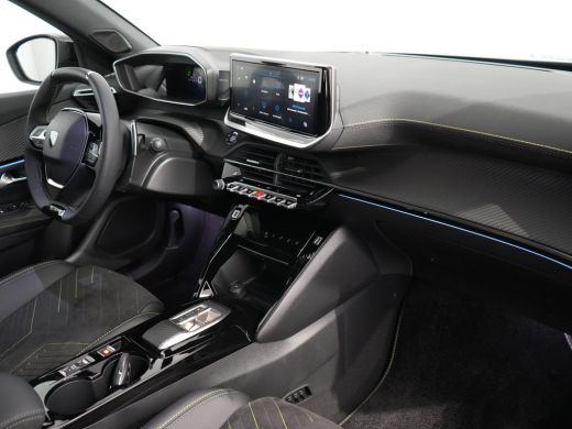 Peugeot 2008 GT | Advanced Active Safety Brake met camera en radar | Climate Control | Elektrisch verstelbare ... ActivLease financial lease