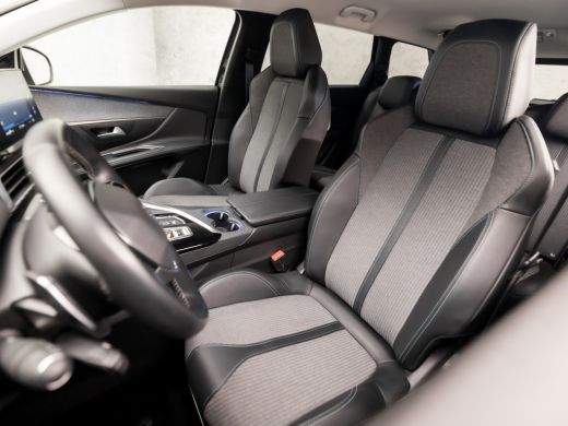 Peugeot 5008 1.2 PureTech Sport 7 Persoons Automaat (NIEUW MODEL, APPLE CARPLAY, 360 CAMERA, LEDER, SPORTSTOEL... ActivLease financial lease