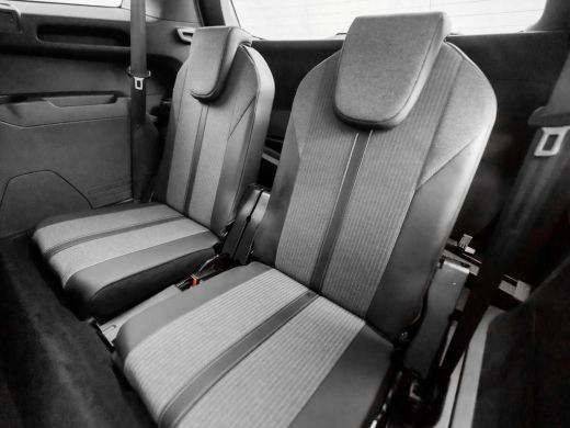 Peugeot 5008 1.2 PureTech Sport 7 Persoons Automaat (NIEUW MODEL, APPLE CARPLAY, 360 CAMERA, LEDER, SPORTSTOEL... ActivLease financial lease