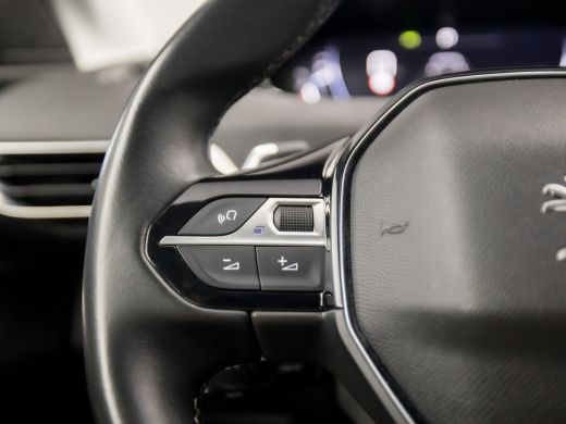 Peugeot 5008 1.2 PureTech Sport 7 Persoons Automaat (NIEUW MODEL, APPLE CARPLAY, 360 CAMERA, LEDER, SPORTSTOEL... ActivLease financial lease