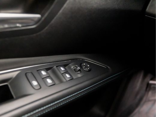 Peugeot 5008 1.2 PureTech Sport 7 Persoons Automaat (NIEUW MODEL, APPLE CARPLAY, 360 CAMERA, LEDER, SPORTSTOEL... ActivLease financial lease