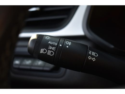 Renault Captur 1.0 TCe LIMITED CRUISE/NAVI/KEYLESS ActivLease financial lease