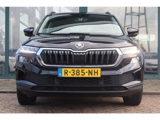 Skoda Karoq 1.5 TSI ACT Business Edition Plus 149PK | Achteruitrijcamera | Keyless entry/start | Trekhaak uit... ActivLease financial lease