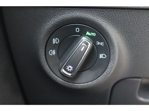 Skoda Karoq 1.5 TSI ACT Business Edition Plus 149PK | Achteruitrijcamera | Keyless entry/start | Trekhaak uit... ActivLease financial lease