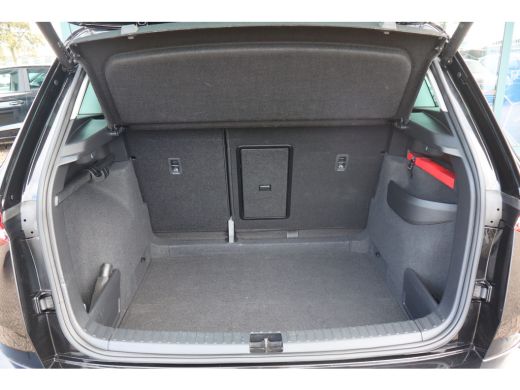 Skoda Karoq 1.5 TSI ACT Business Edition Plus 149PK | Achteruitrijcamera | Keyless entry/start | Trekhaak uit... ActivLease financial lease