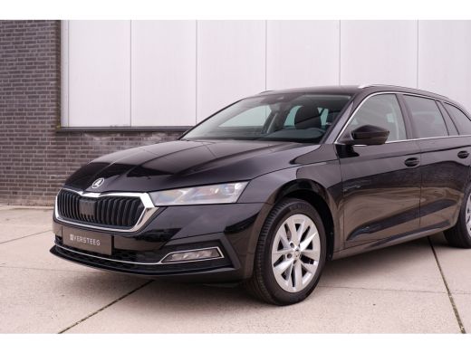 Skoda Octavia Combi 1.5 e-TSI Business Edition | Elek. Trekhaak | Virtual Cockpit | Carplay | LED | Navi ActivLease financial lease