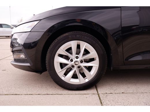 Skoda Octavia Combi 1.5 e-TSI Business Edition | Elek. Trekhaak | Virtual Cockpit | Carplay | LED | Navi ActivLease financial lease